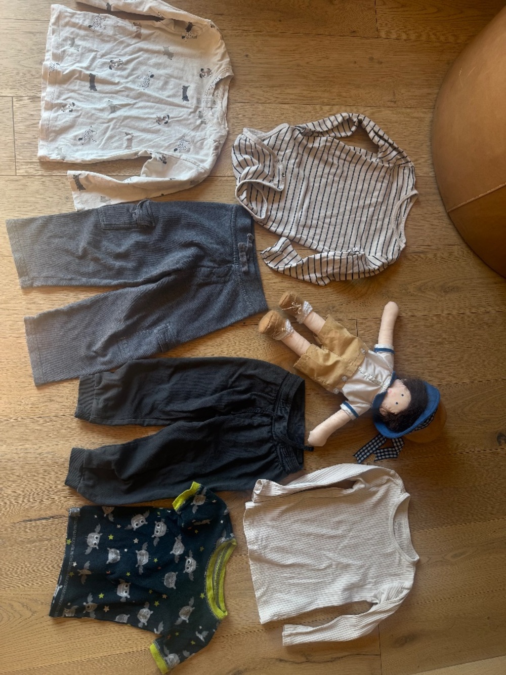 h&m Star Gender Neutral lot bundle size 3t pants tops Handmade Doll To Dress